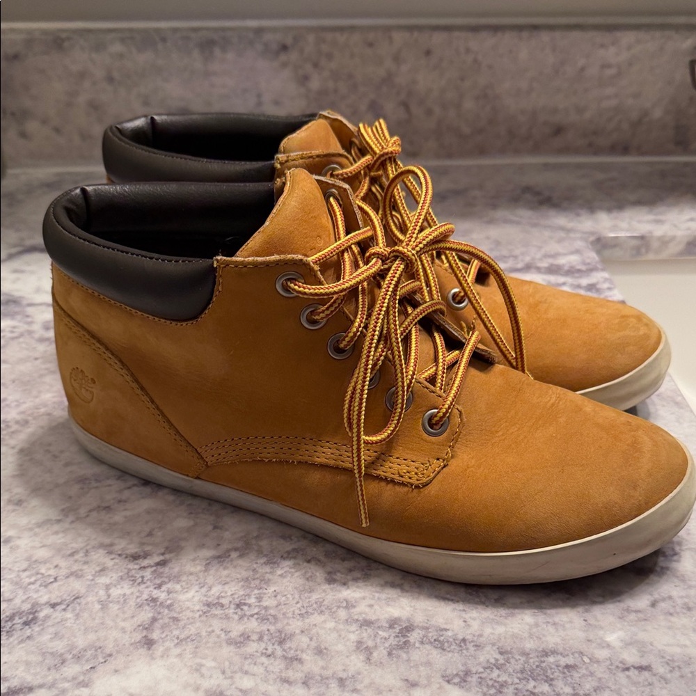 Timberland Dausette Boots Womens 8.5 Chukka Lace Up Round Toe Ankle Top Brown